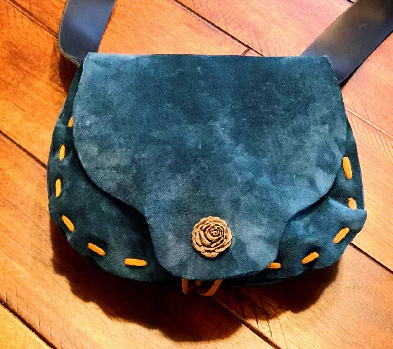 Retro Silky Suede Purse