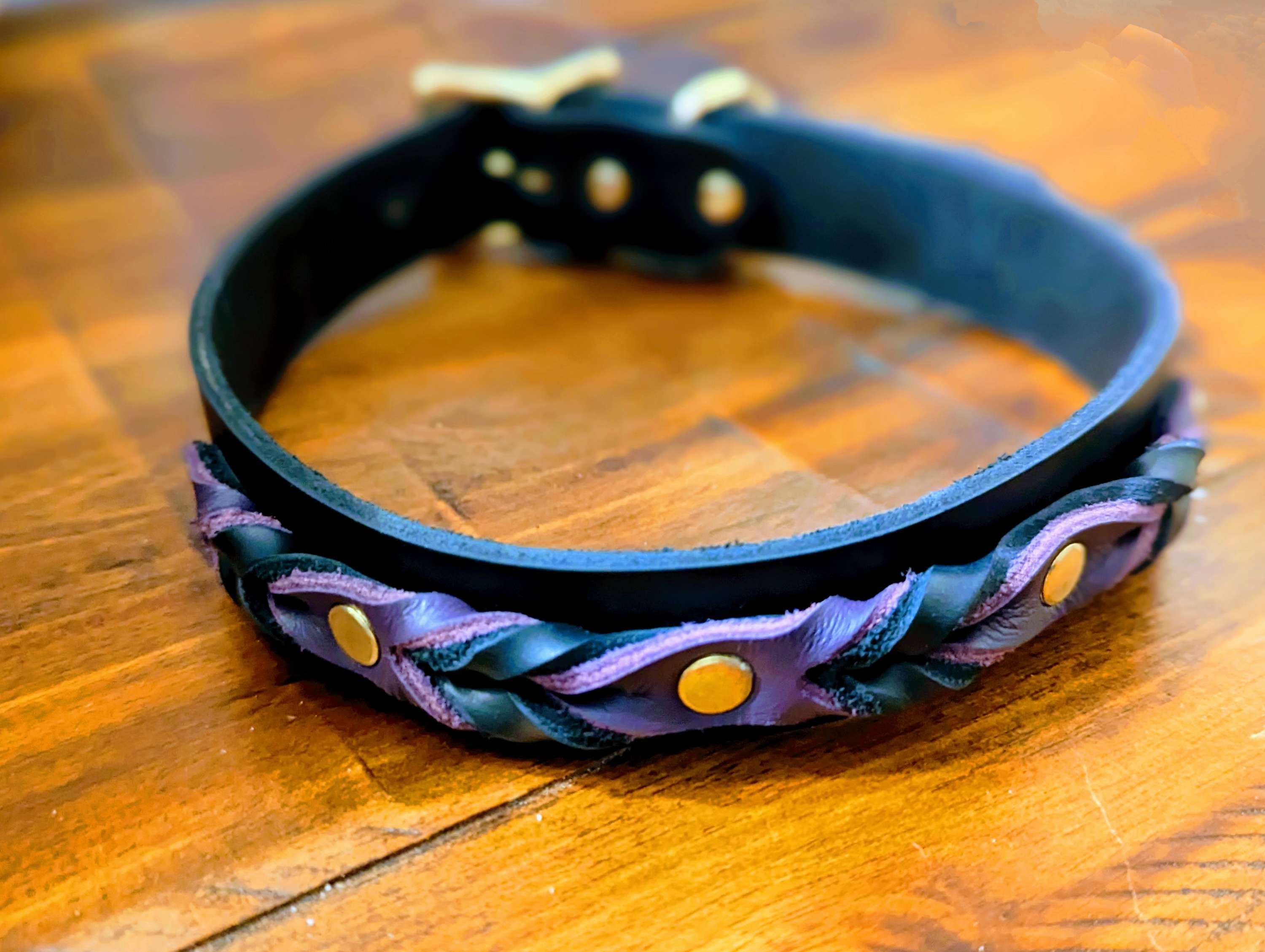 Matching collar and bracelet set